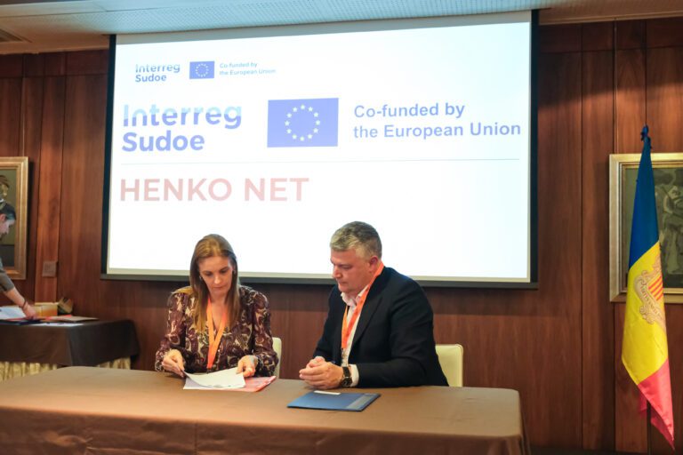 15:30 horas. Hotel Santemar. El consejero de Economía, Hacienda y Fondos Europeos, Luis Ángel Agüeros, inaugura el Seminario Técnico de Gestión de Proyectos Interreg Espacio Sudoeste Europeo del periodo de programación 2021-2027. 16 de abril de 2024 © Raúl Lucio