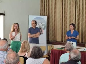 Parroquia de São Miguel de Acha recibe presentación del proyecto REVITAL