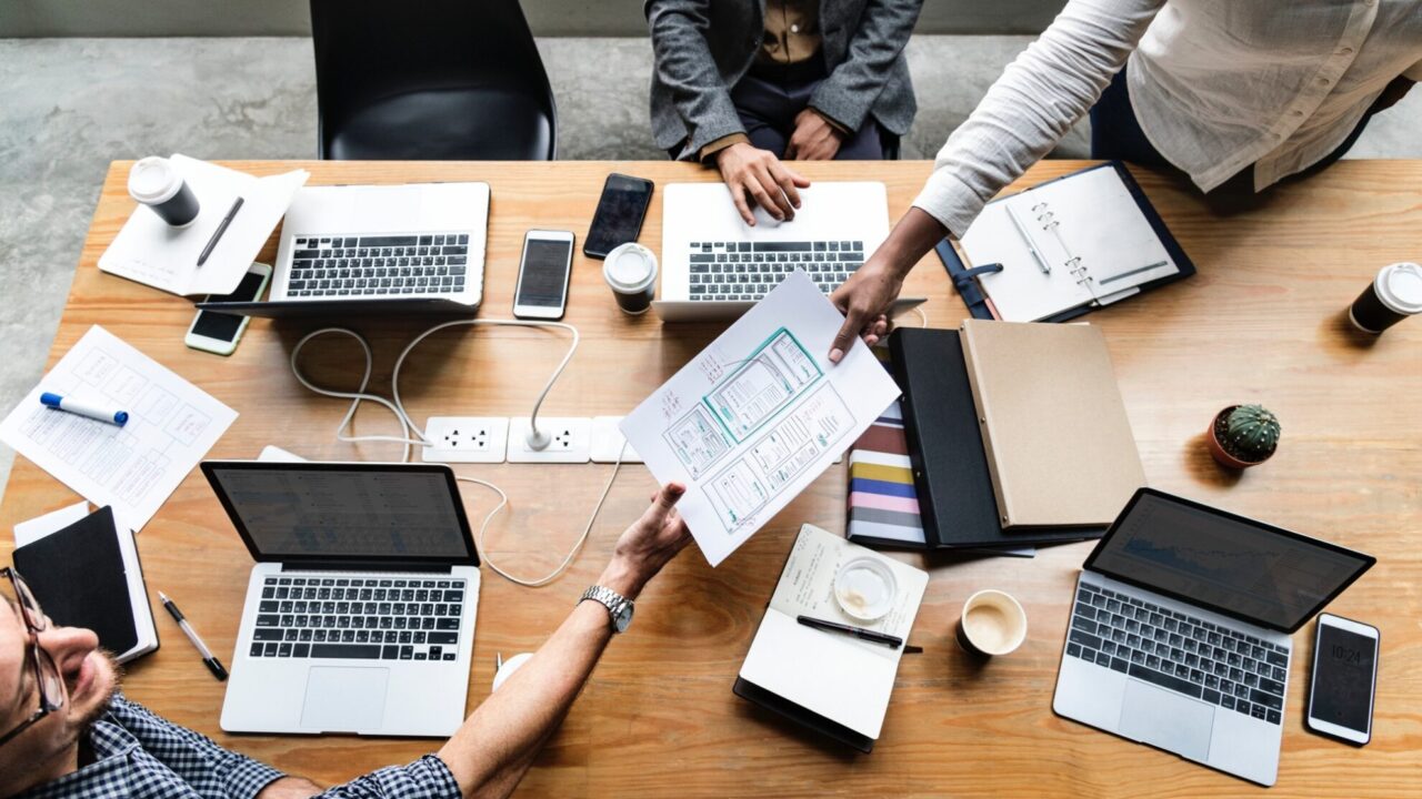 48BB7B05-2EA5-3039-9934-4CD8E8ADDF4A