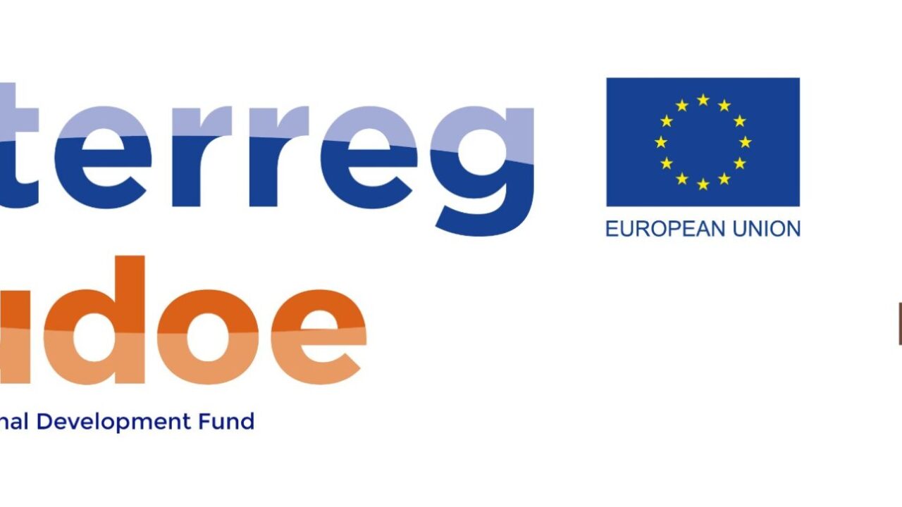 4F3C06C2-6201-9CAD-81BE-F3D69876B2EE