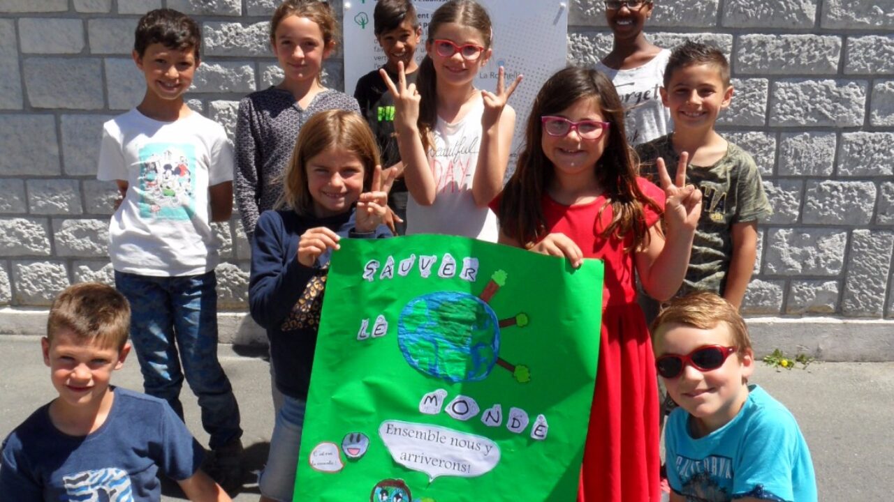 90A95EB8-8906-037F-4B46-18D2D2B7860C