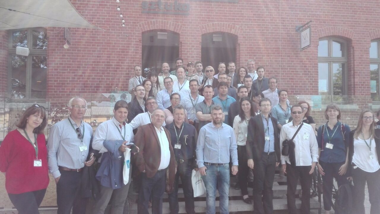 C111A74F-B17D-3E35-F311-A7CE51F9C19D