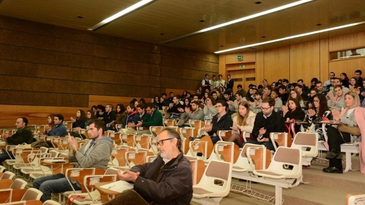 DFA89BEA-1EC2-0E40-F51D-D6F30BE87DA1