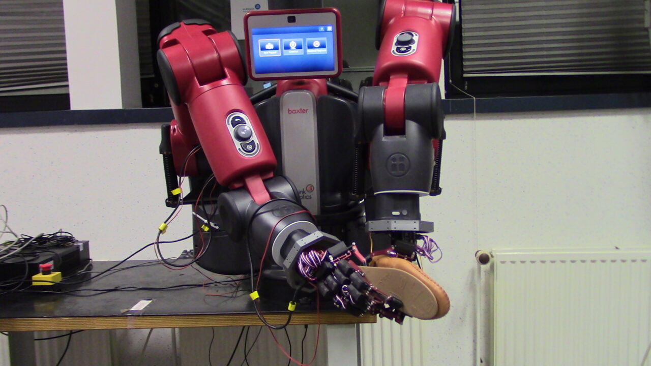 EC21F4F2-5D1E-4954-EA38-98FF1A28BF6C