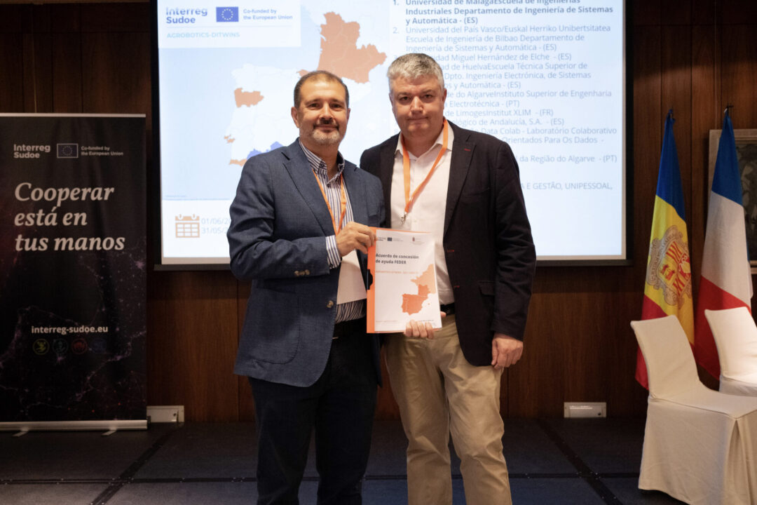 Foto_acuerdo_Agrobiotics